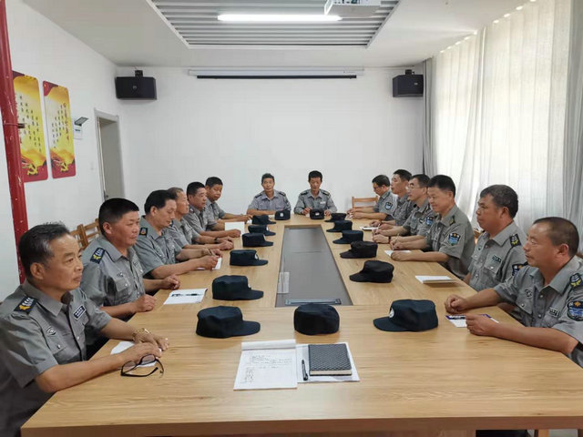 黃州城區保安隊長半年工作總結及下半年的工作計劃會議